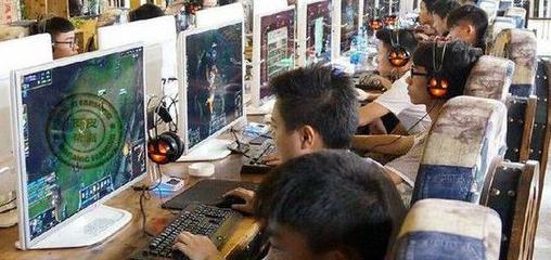 网吧整容归来,只靠LOL才能生存吗?-