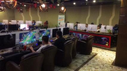 迪摩F系列产品——网咖升级吃鸡设备的首选外设