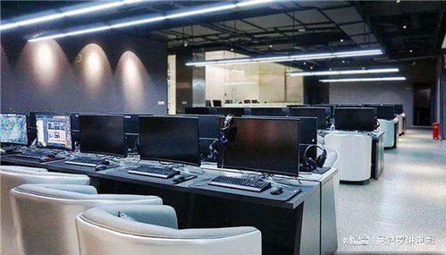 网吧里的隐形居民 当虚拟世界成为现实家园